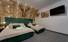 Willa Lux Wolf Jacuzzi&Sauna&Grota Solna